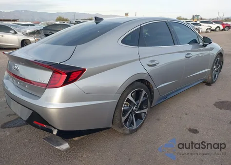 2021 Hyundai Sonata Sel Plus z USA, uszkodzony, nr VIN 5NPEJ4J25MH065252